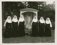 Portraits, Religious Sisters [Nuns], Unidentified